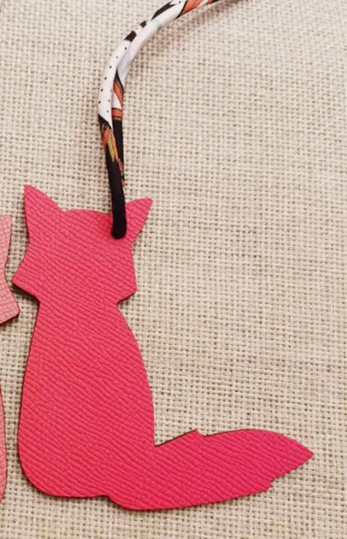 Happy Fox Taschenanhänger -Farbe wählbar-