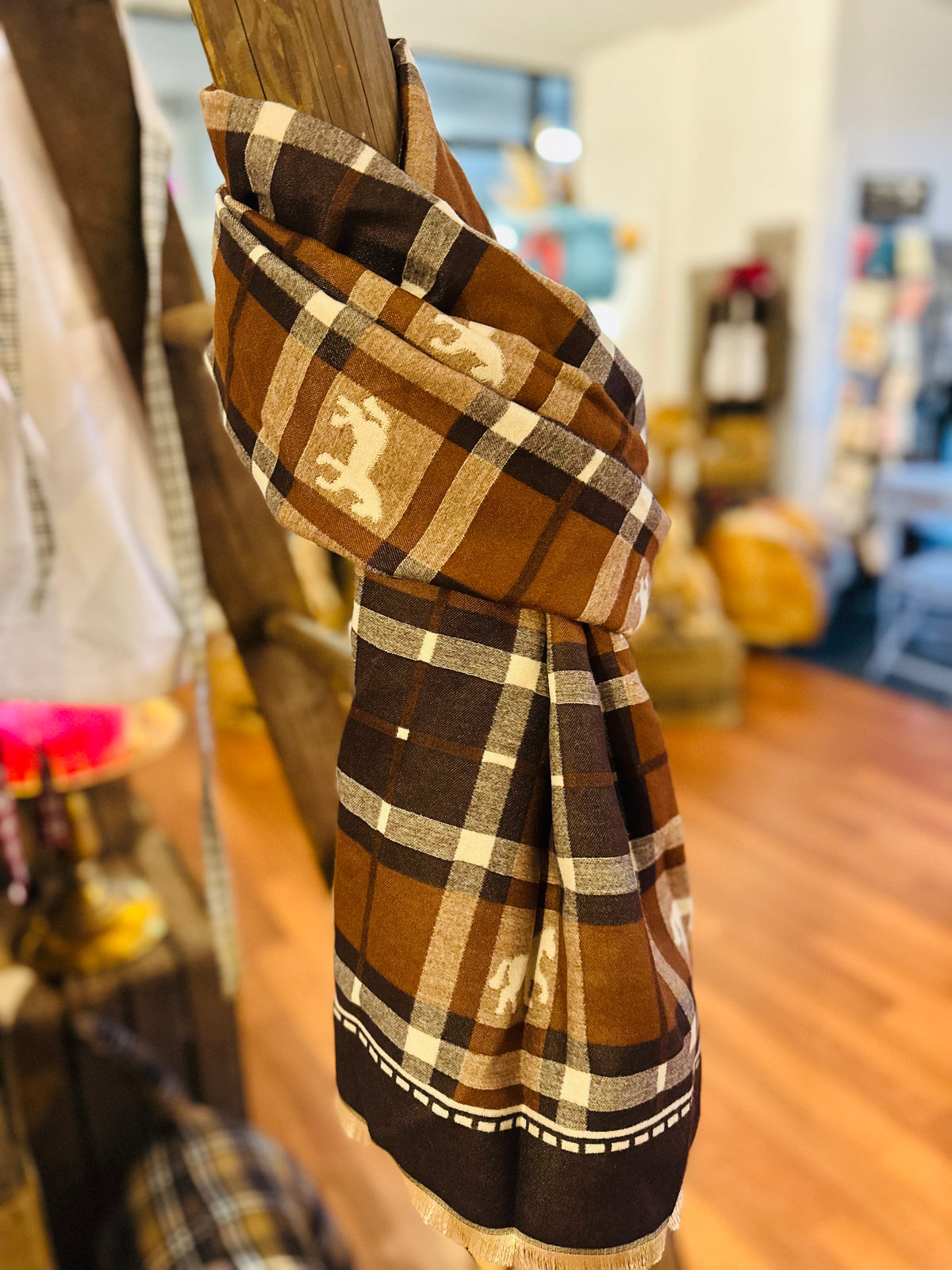 The Equestrian Pashmina -Schoko Karo-
