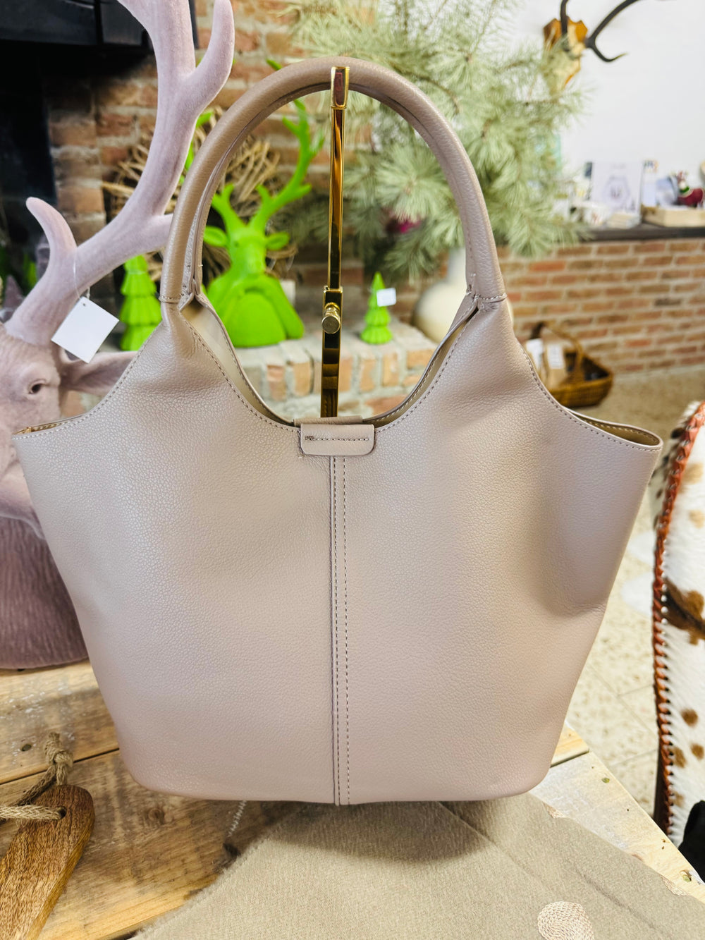 A Hunters Choice Bag Beige