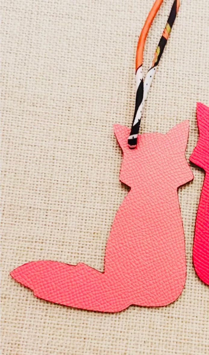 Happy Fox Taschenanhänger -Farbe wählbar-