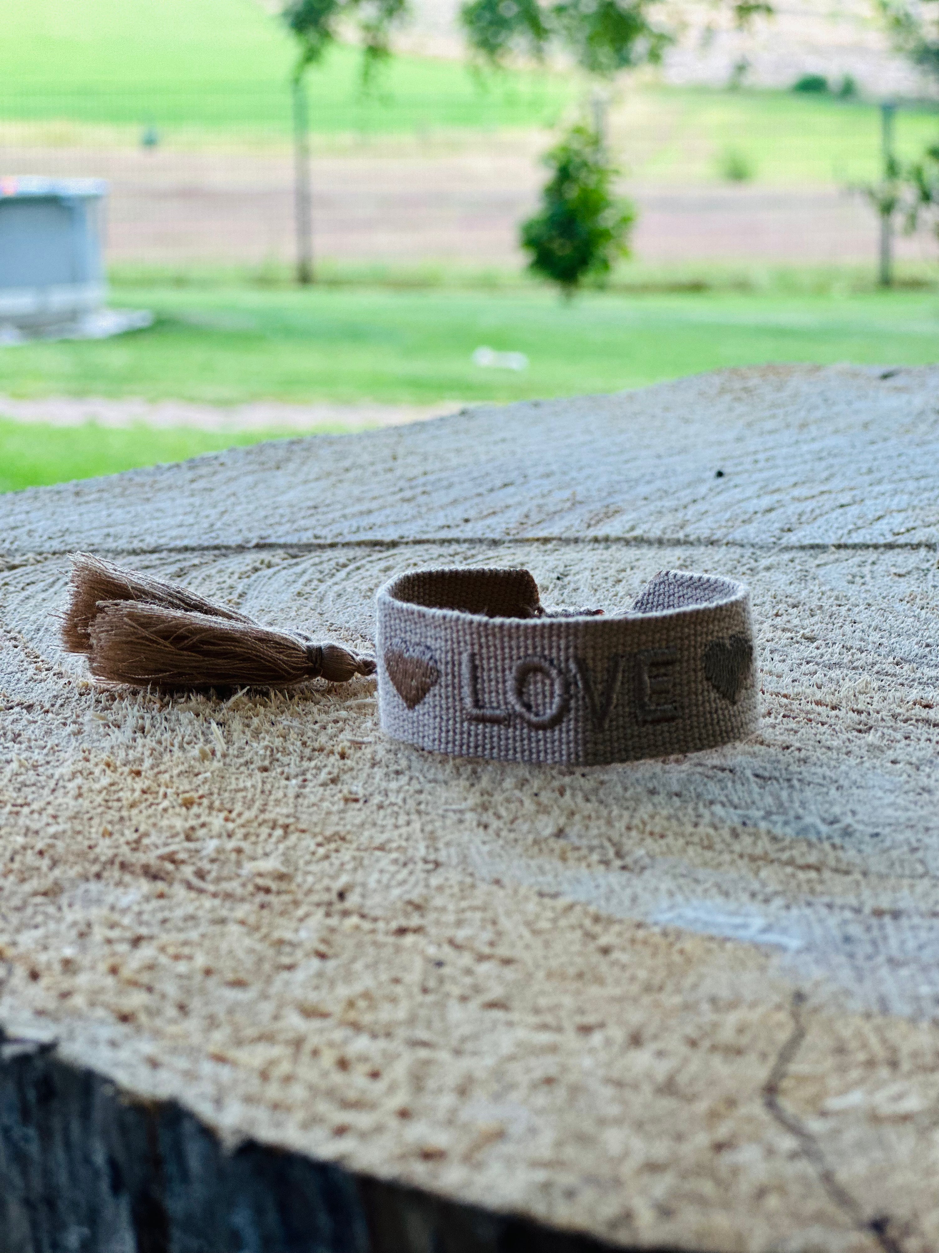 Statement Armband -Love/Cappuccino-